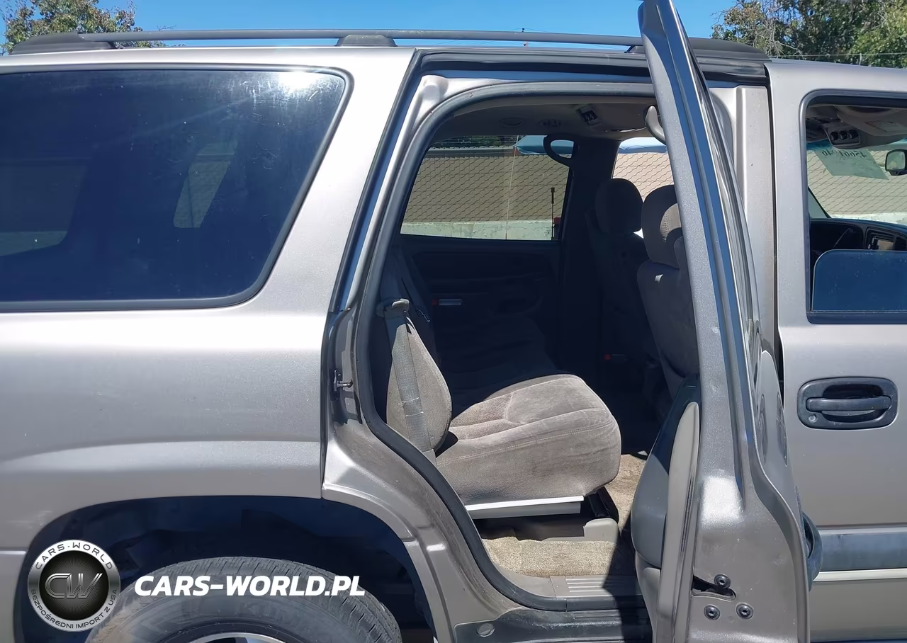 2003 Chevrolet Tahoe Ls VIN:1GNEC13V63J195229 - 8