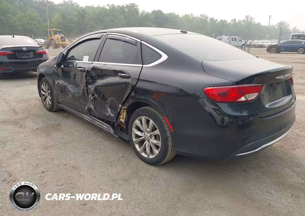 2015 Chrysler 200 C VIN:1C3CCCCB8FN685240 - 3