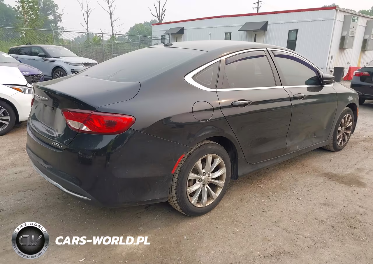 2015 Chrysler 200 C VIN:1C3CCCCB8FN685240 - 4