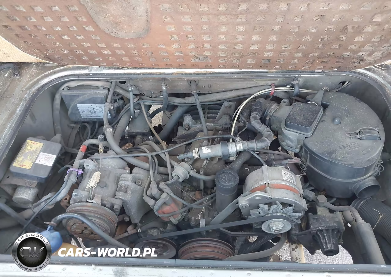 1987 Volkswagen Vanagon Bus VIN:WV2YB0254HH070444 - 10