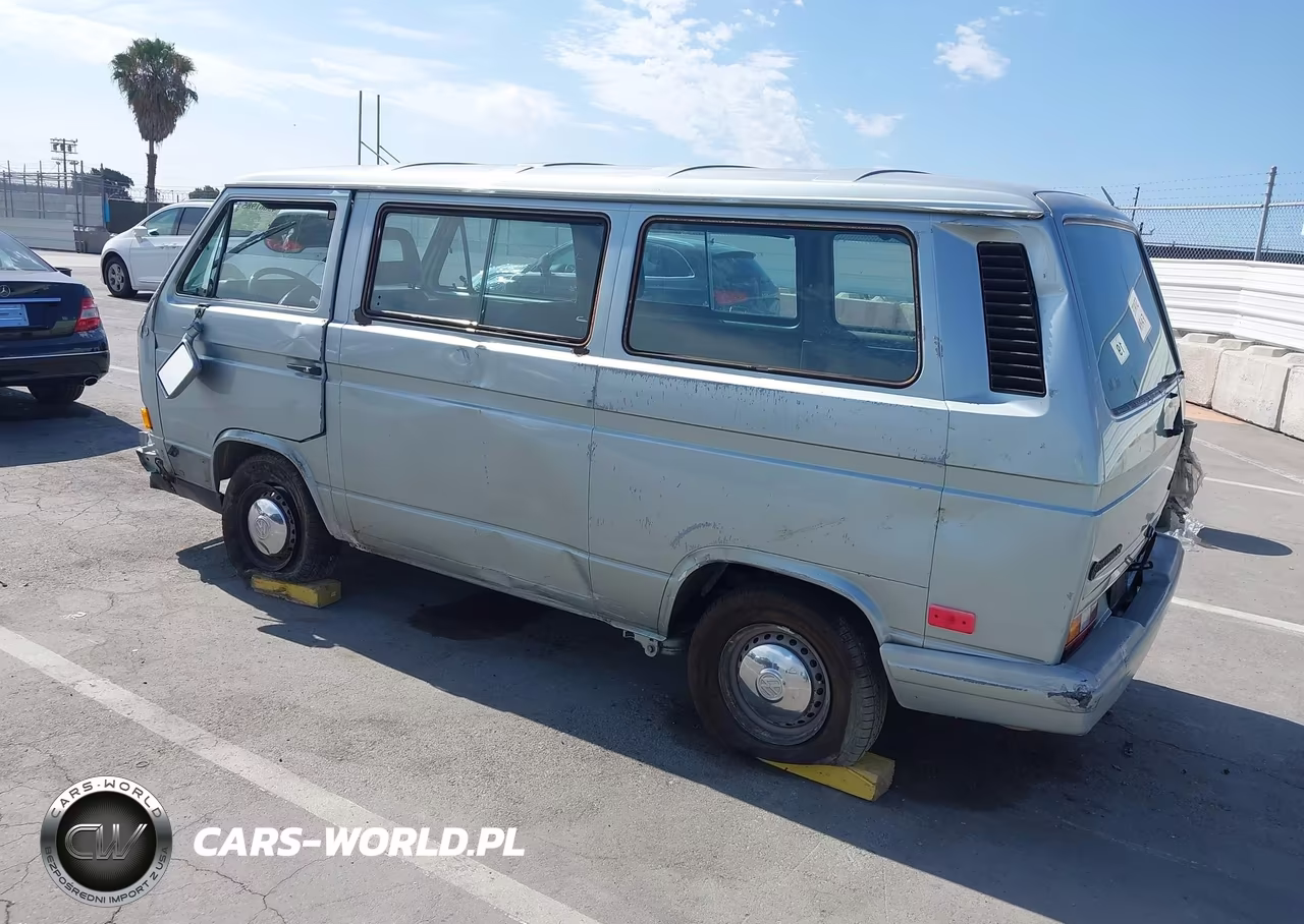 1987 Volkswagen Vanagon Bus VIN:WV2YB0254HH070444 - 3