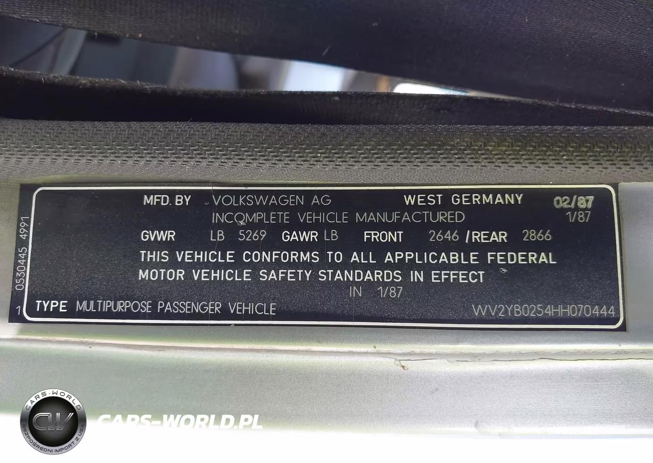 1987 Volkswagen Vanagon Bus VIN:WV2YB0254HH070444 - 9