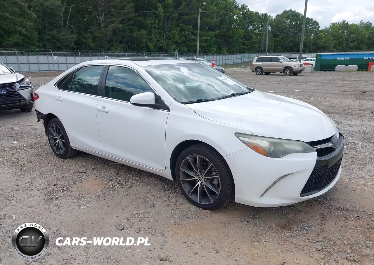 2015 Toyota Camry Xse – zdjęcie 1 z 19
