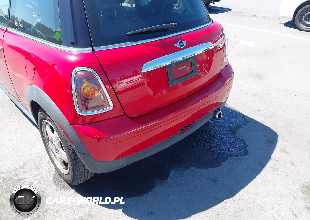 2009 Mini Cooper VIN:WMWMF33559TW72136 - 6
