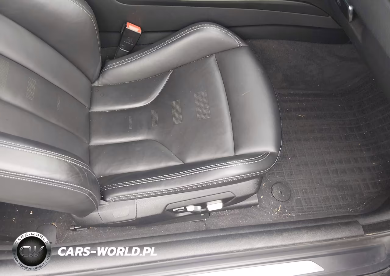 2016 BMW M4 VIN:WBS3R9C53GK336750 - 5