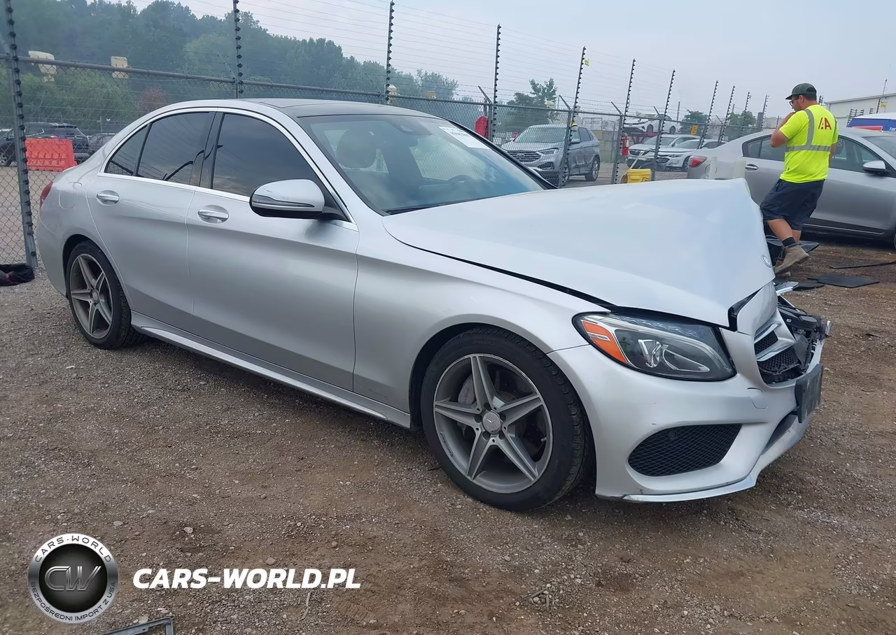 2016 Mercedes-Benz C 300 Sport 4Matic – zdjęcie 1 z 16