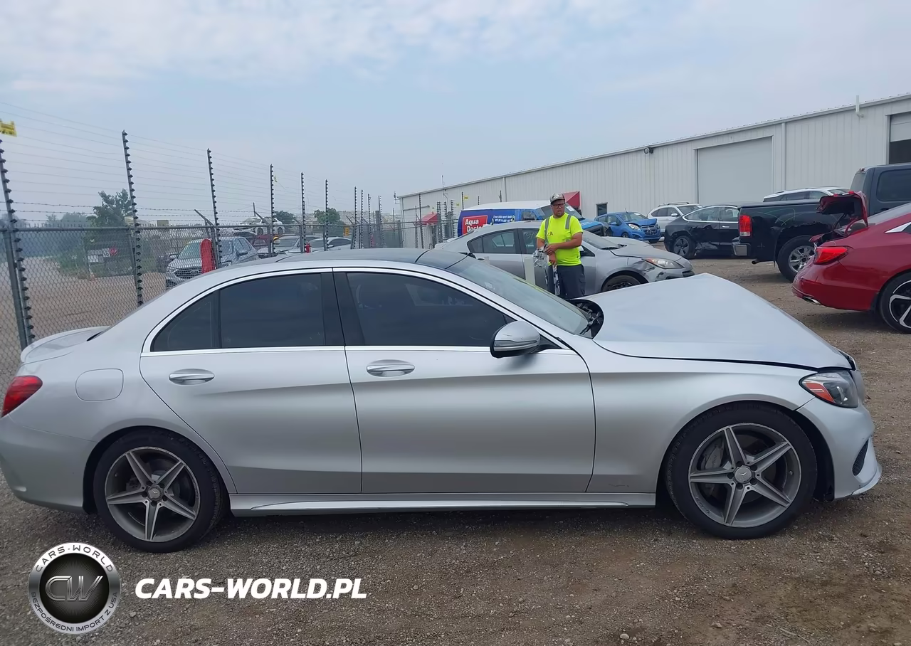 2016 Mercedes-Benz C 300 Sport 4Matic VIN:55SWF4KB6GU117557 - 13