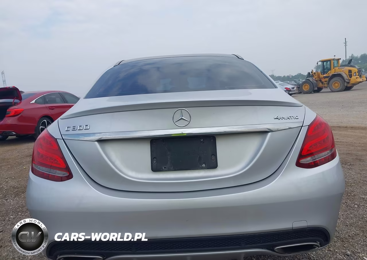 2016 Mercedes-Benz C 300 Sport 4Matic VIN:55SWF4KB6GU117557 - 16