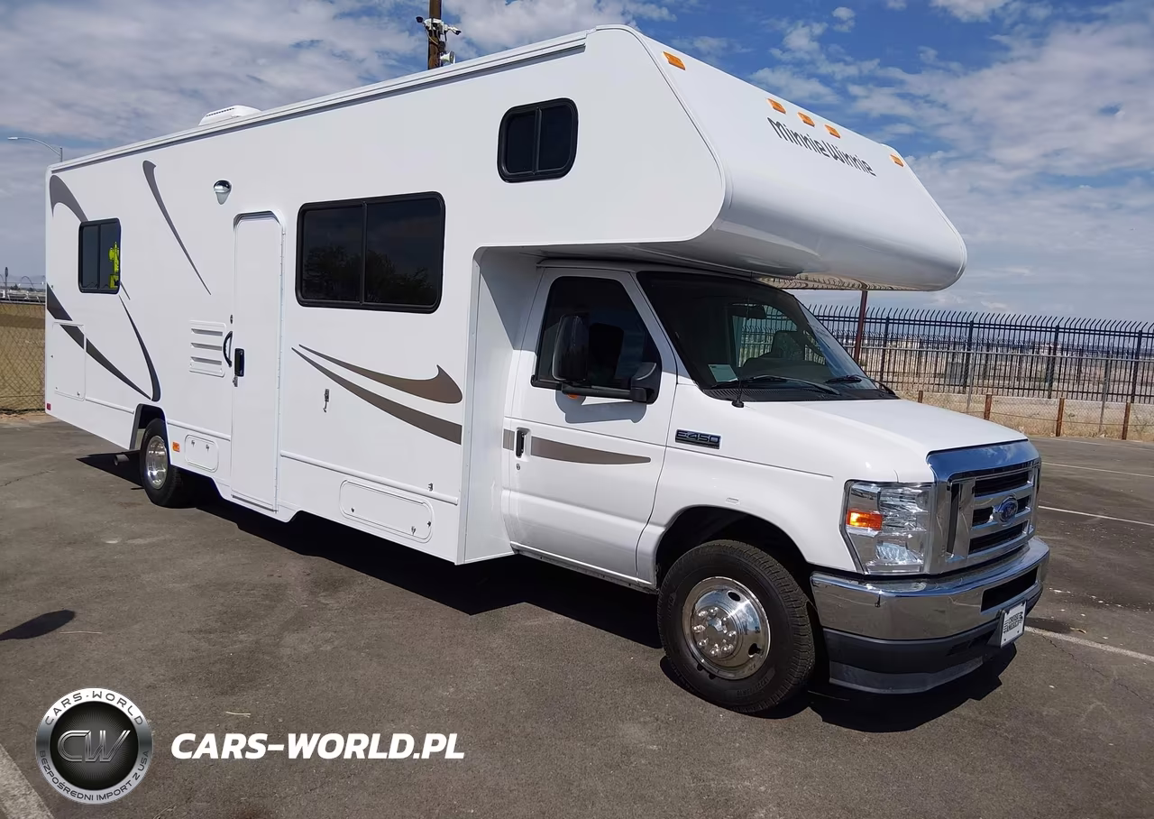 2021 Ford E-450 Cutaway