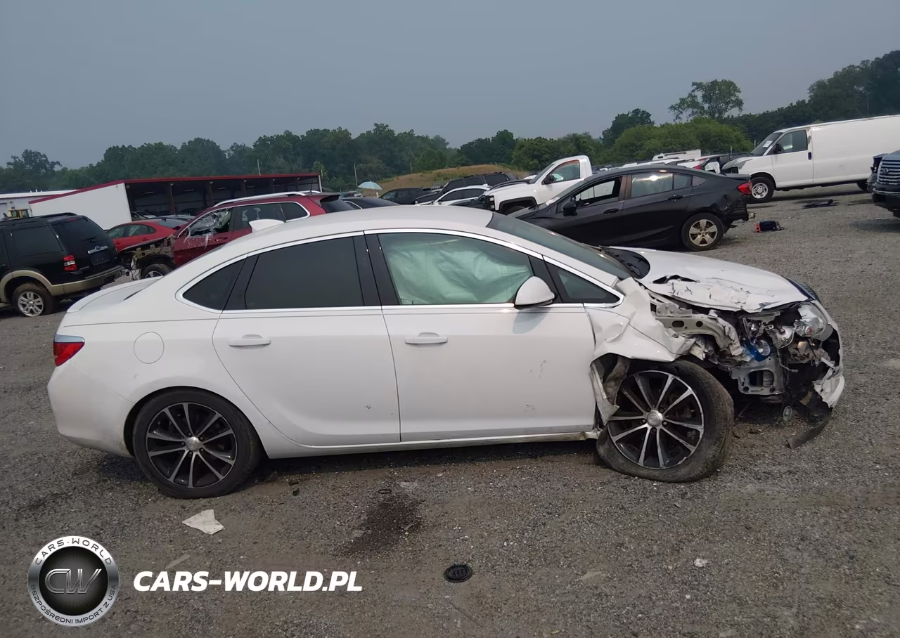 2017 Buick Verano Sport Touring VIN:1G4PR5SK0H4110076 - 13