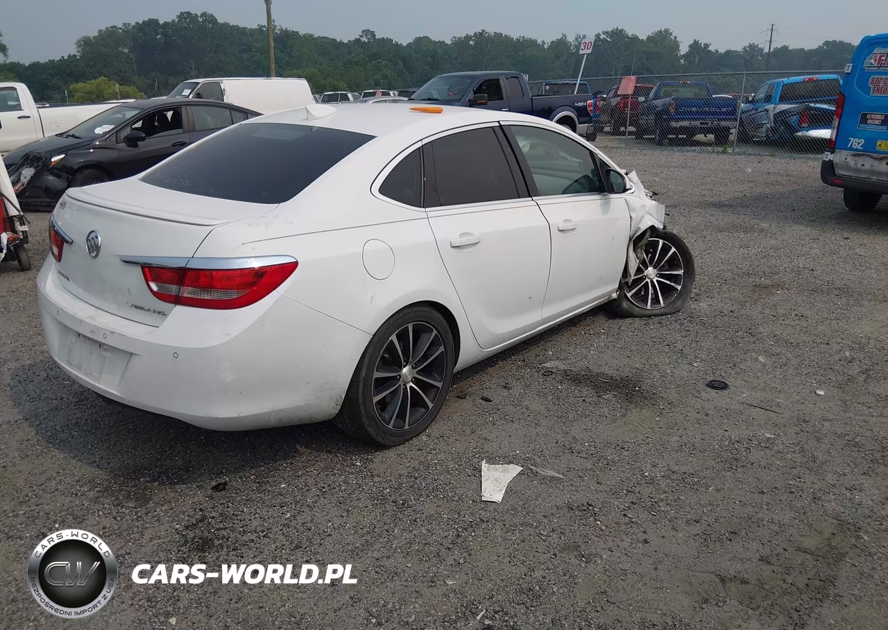 2017 Buick Verano Sport Touring VIN:1G4PR5SK0H4110076 - 4