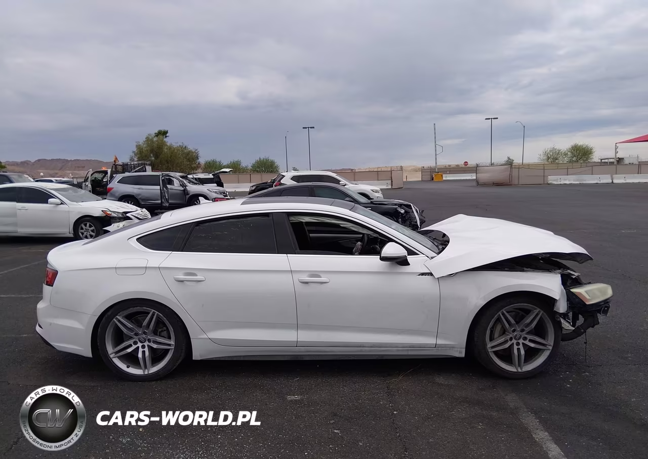 2018 Audi A5 2.0T Premium VIN:WAUENCF51JA104260 - 14