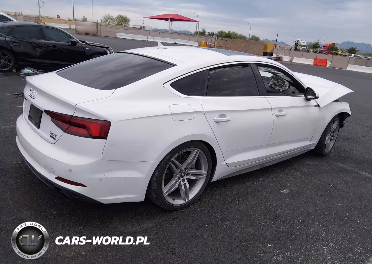 2018 Audi A5 2.0T Premium VIN:WAUENCF51JA104260 - 4