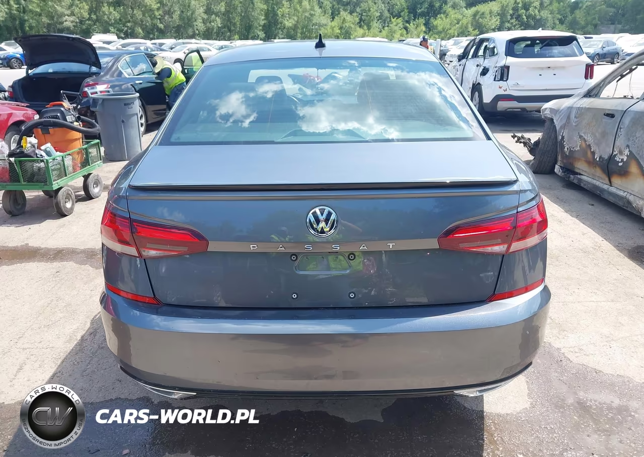 2021 Volkswagen Passat 2.0T R-Line VIN:1VWMA7A31MC012918 - 16