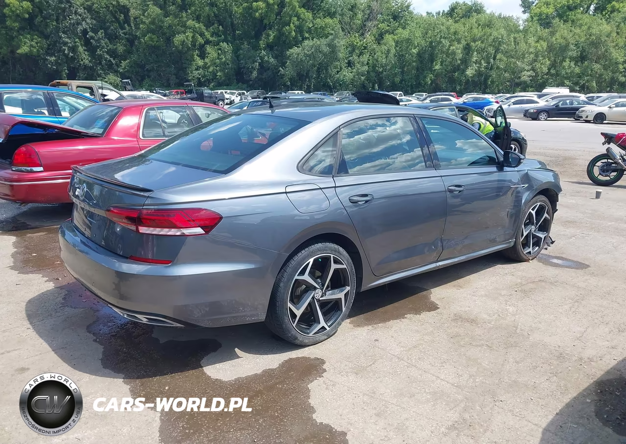2021 Volkswagen Passat 2.0T R-Line VIN:1VWMA7A31MC012918 - 4