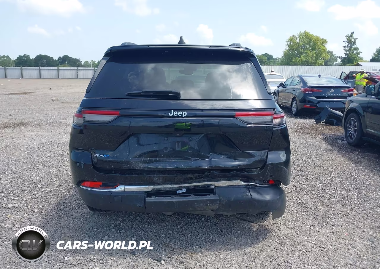 2024 Jeep Grand Cherokee 4Xe VIN:1C4RJYB66RC116996 - 17