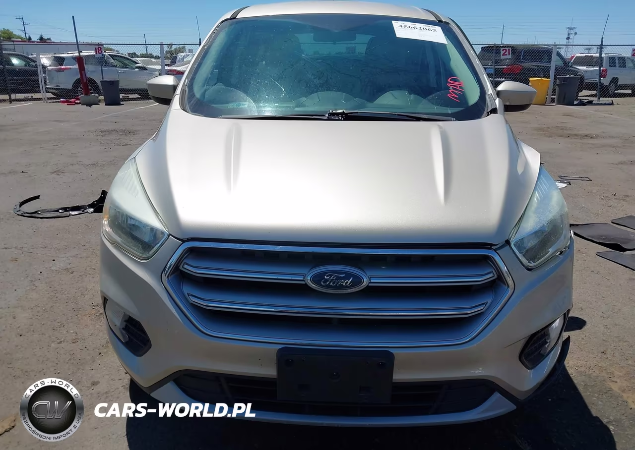 2017 Ford Escape Se VIN:1FMCU0GDXHUC27061 - 13