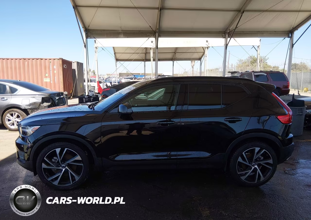 2020 Volvo Xc40 T5 R-Design VIN:YV4162UM0L2244345 - 13