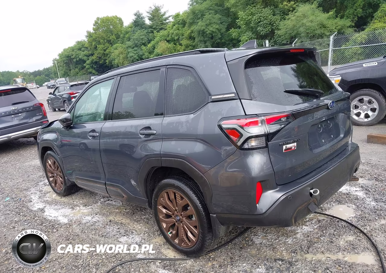 2025 Subaru Forester Sport VIN:JF2SLDHC0SH531419 - 3