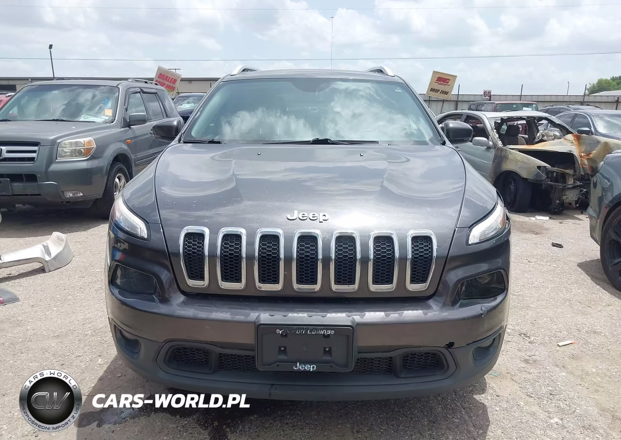 2016 Jeep Cherokee Latitude VIN:1C4PJMCB6GW361112 - 12
