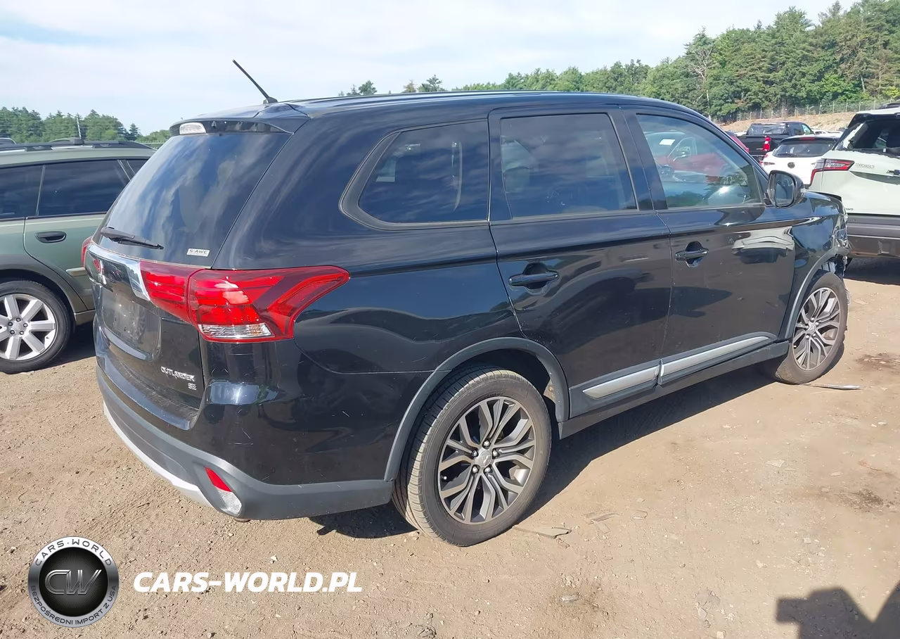 2016 Mitsubishi Outlander Es-Se-Sel VIN:JA4AZ3A38GZ049872 - 4