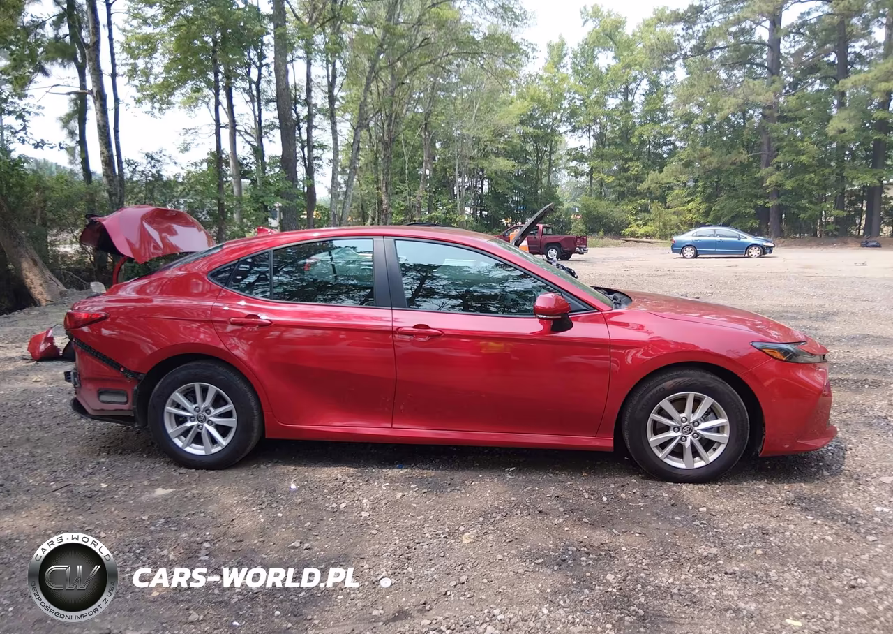 2025 Toyota Camry Le VIN:4T1DAACK6SU000982 - 14
