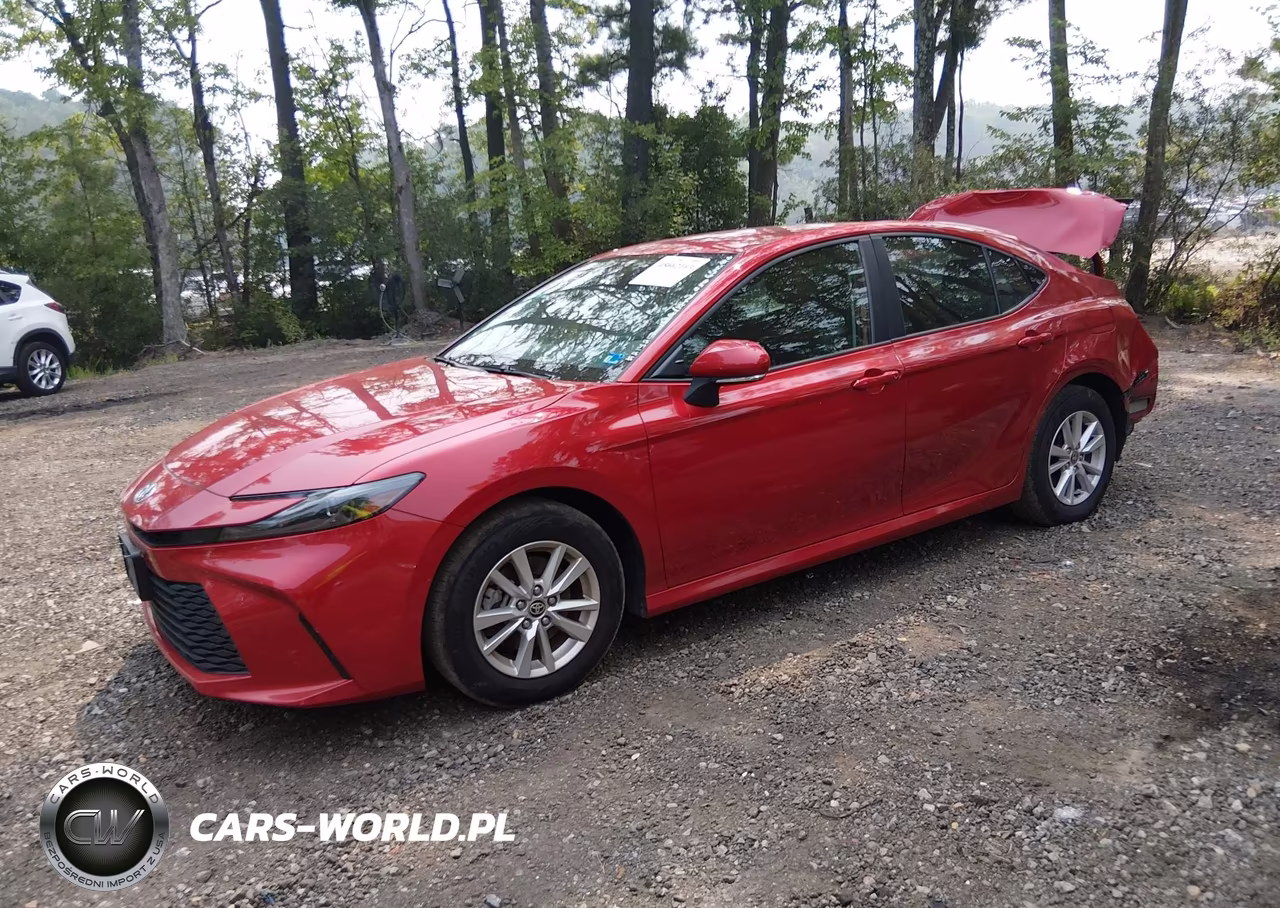 2025 Toyota Camry Le VIN:4T1DAACK6SU000982 - 2