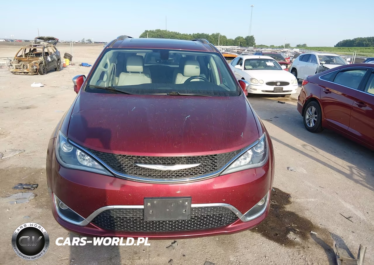 2017 Chrysler Pacifica Limited VIN:2C4RC1GG9HR509545 - 12