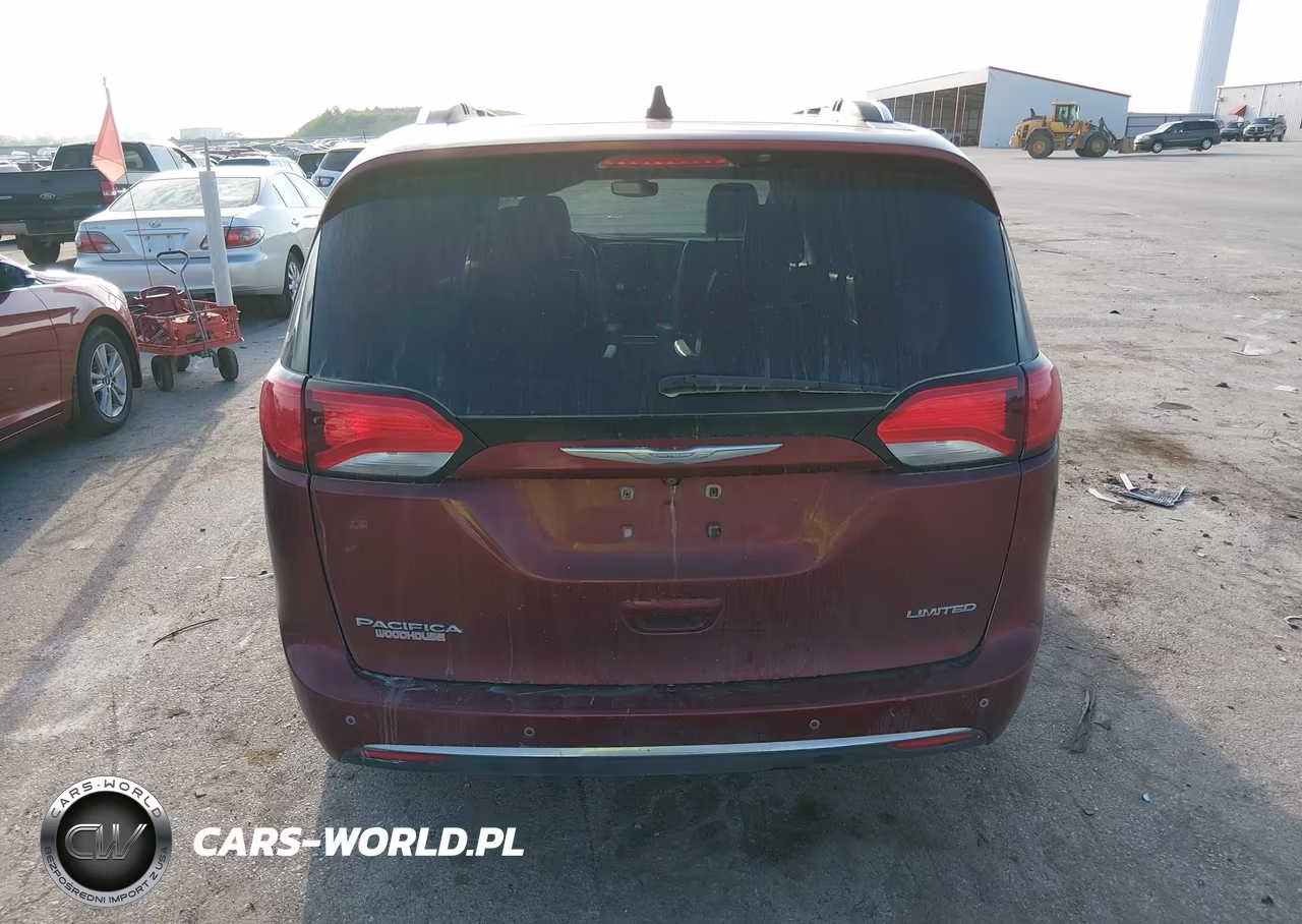 2017 Chrysler Pacifica Limited VIN:2C4RC1GG9HR509545 - 16