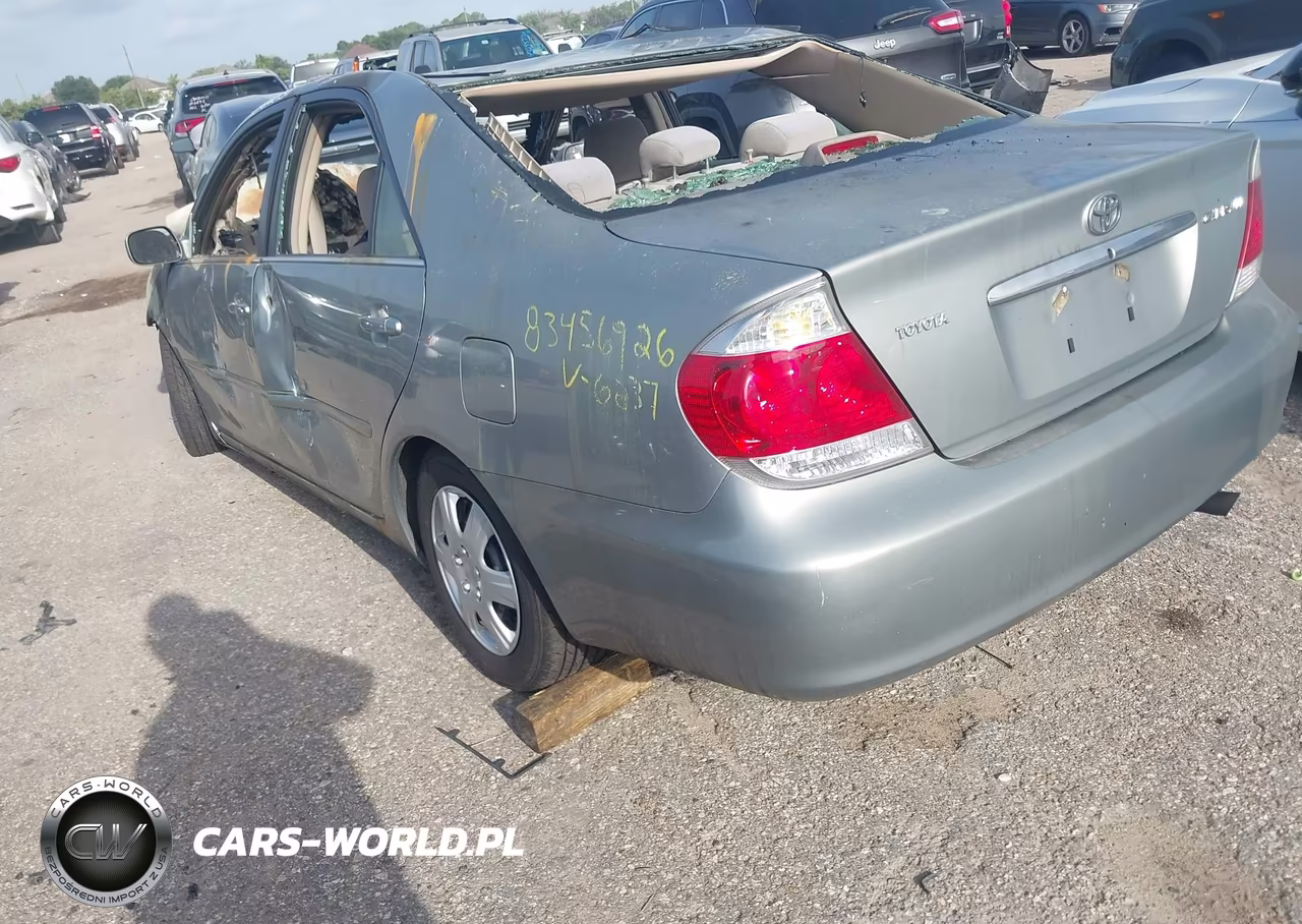 2005 Toyota Camry Le VIN:4T1BE32K15U566237 - 3