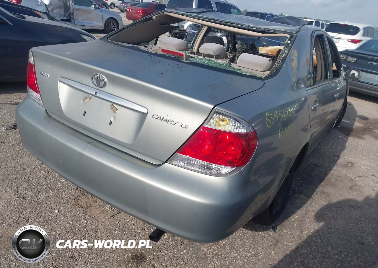 2005 Toyota Camry Le VIN:4T1BE32K15U566237 - 4