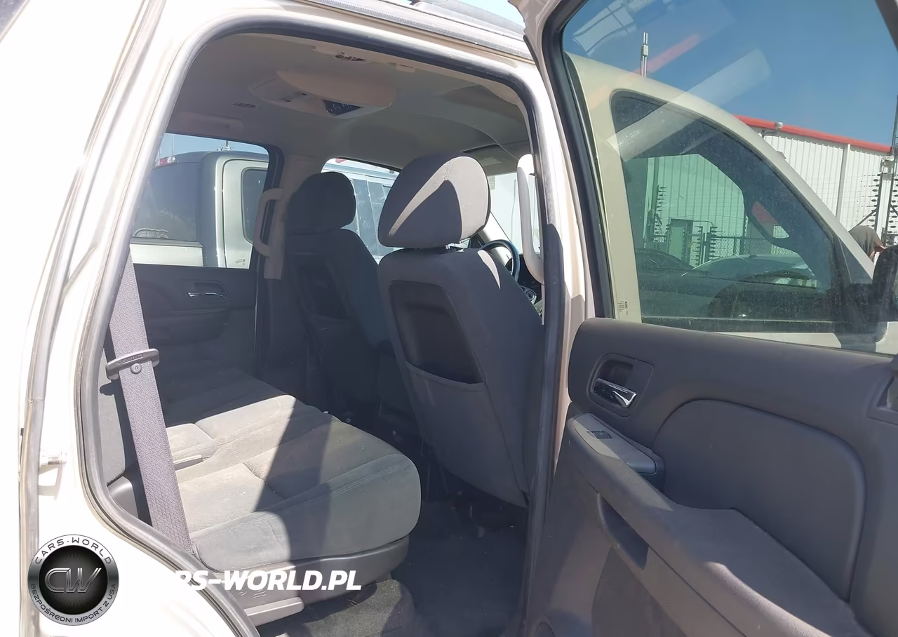 2009 Chevrolet Tahoe Ls VIN:1GNFC13C99R282250 - 8