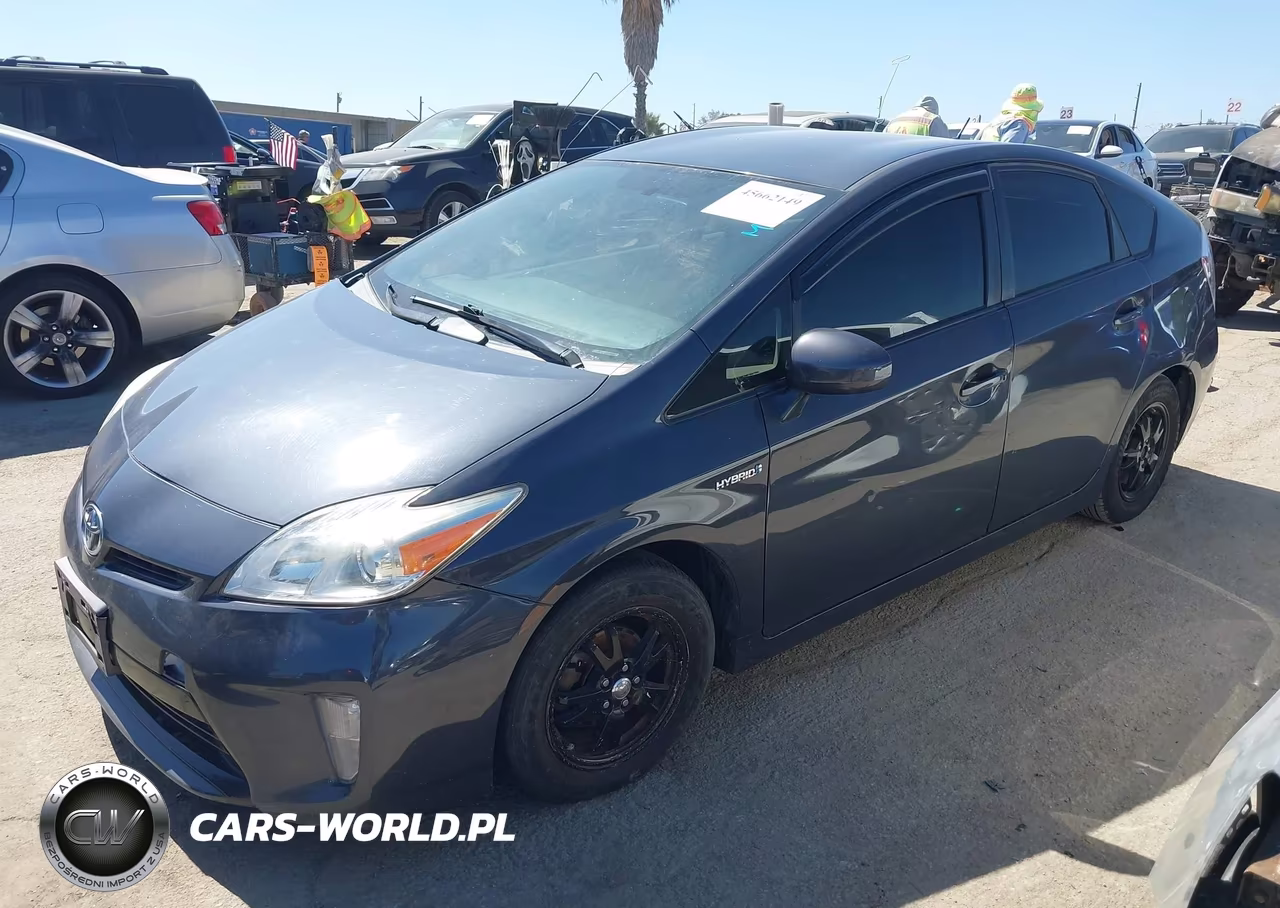 2014 Toyota Prius Two VIN:JTDKN3DU6E1744499 - 2