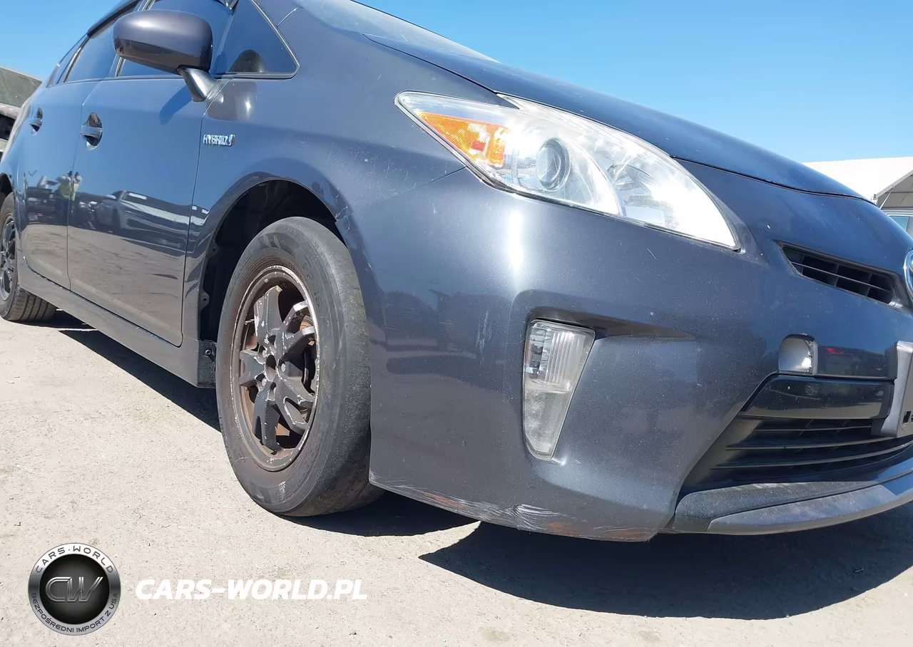 2014 Toyota Prius Two VIN:JTDKN3DU6E1744499 - 6