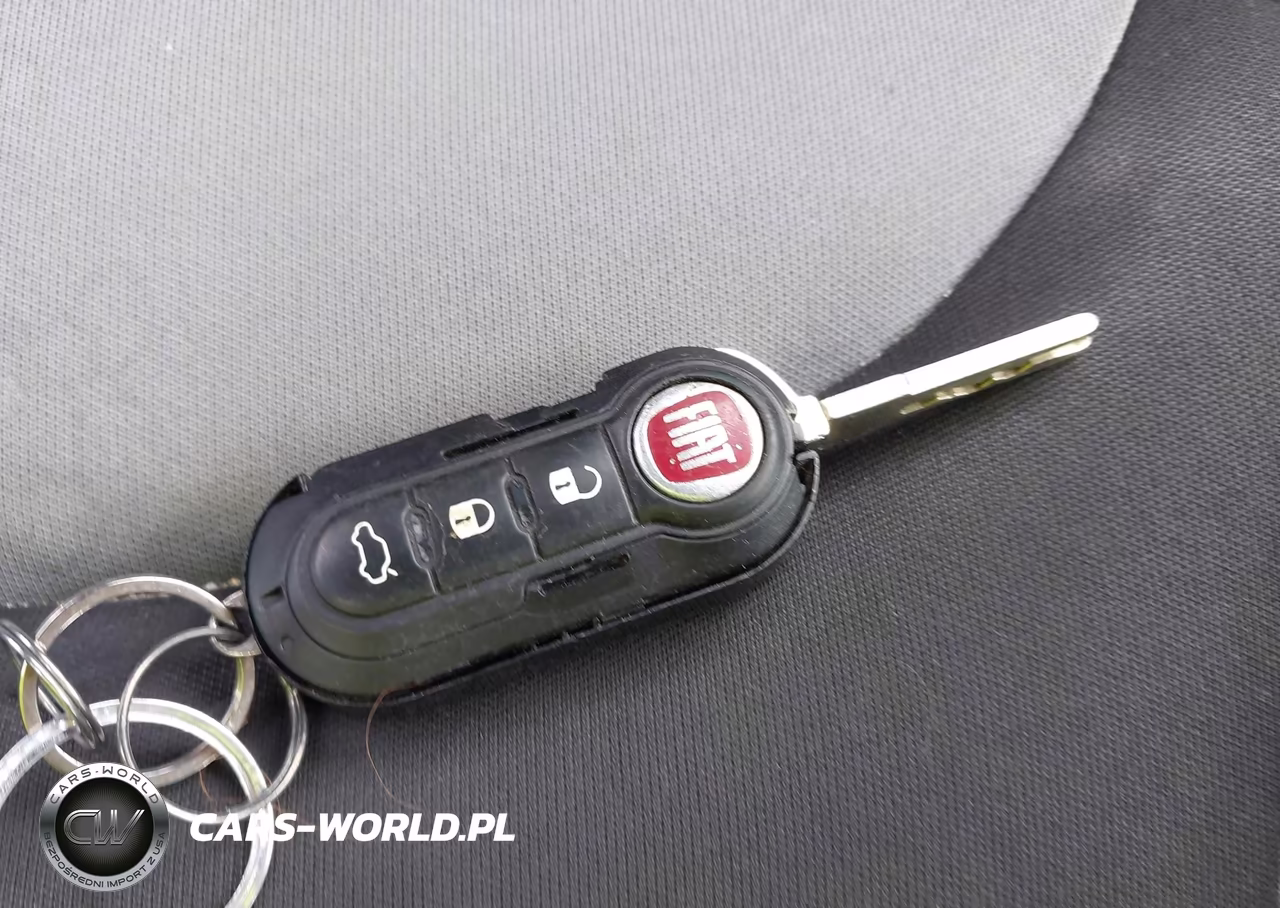 2014 Fiat 500L Pop VIN:ZFBCFAAH0EZ020308 - 11