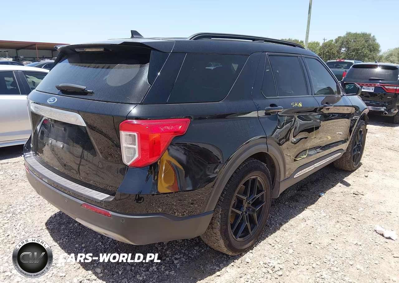 2023 Ford Explorer Xlt VIN:1FMSK7DH3PGA59102 - 4