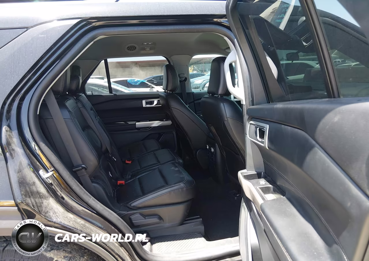 2023 Ford Explorer Xlt VIN:1FMSK7DH3PGA59102 - 8