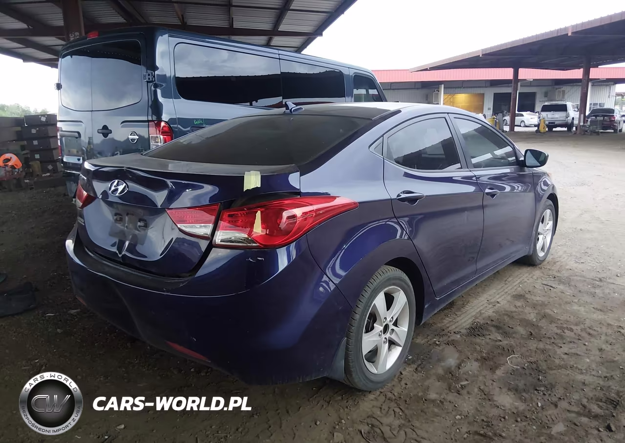 2011 Hyundai Elantra Gls VIN:5NPDH4AE9BH059405 - 4