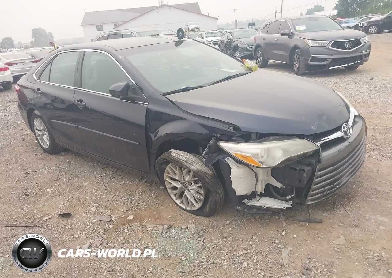 2017 Toyota Camry Le – zdjęcie 1 z 16