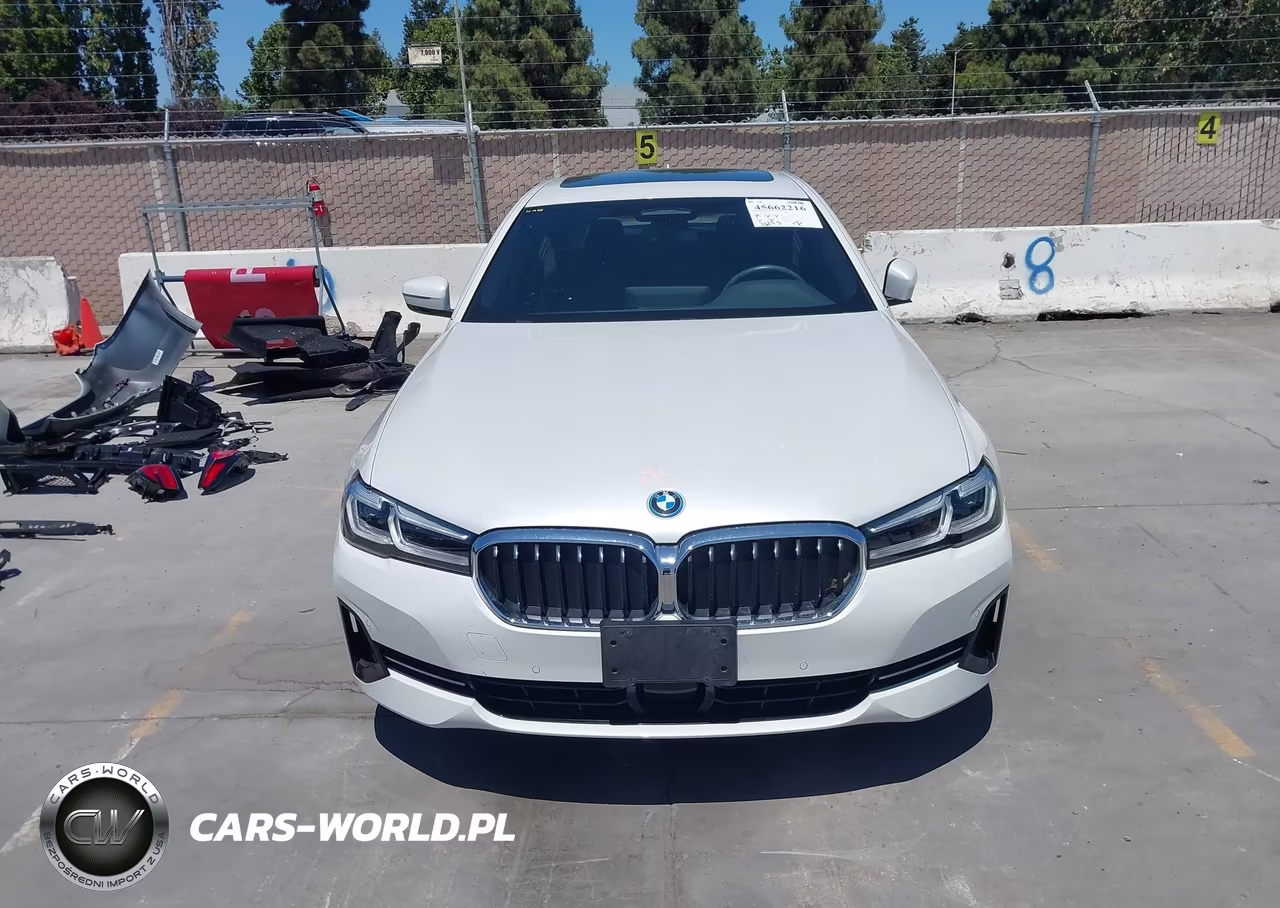 2023 BMW 530E VIN:WBA13AG03PCM40386 - 13