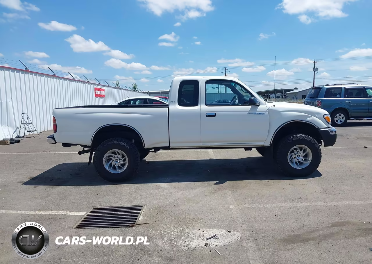 2000 Toyota Tacoma Base V6 VIN:4TAWN72N8YZ682707 - 13
