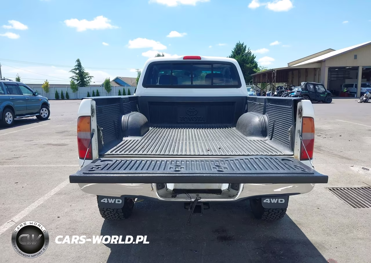2000 Toyota Tacoma Base V6 VIN:4TAWN72N8YZ682707 - 17