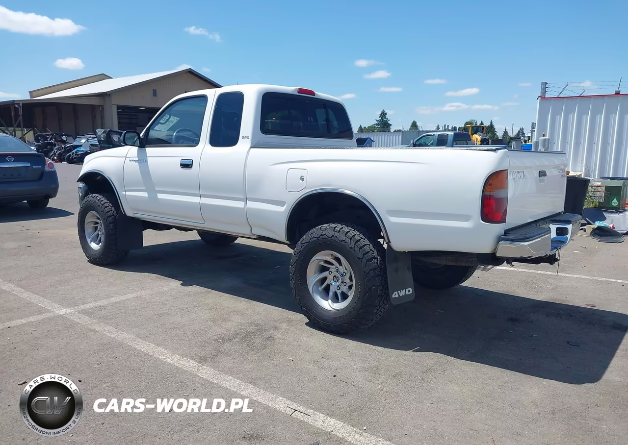 2000 Toyota Tacoma Base V6 VIN:4TAWN72N8YZ682707 - 3