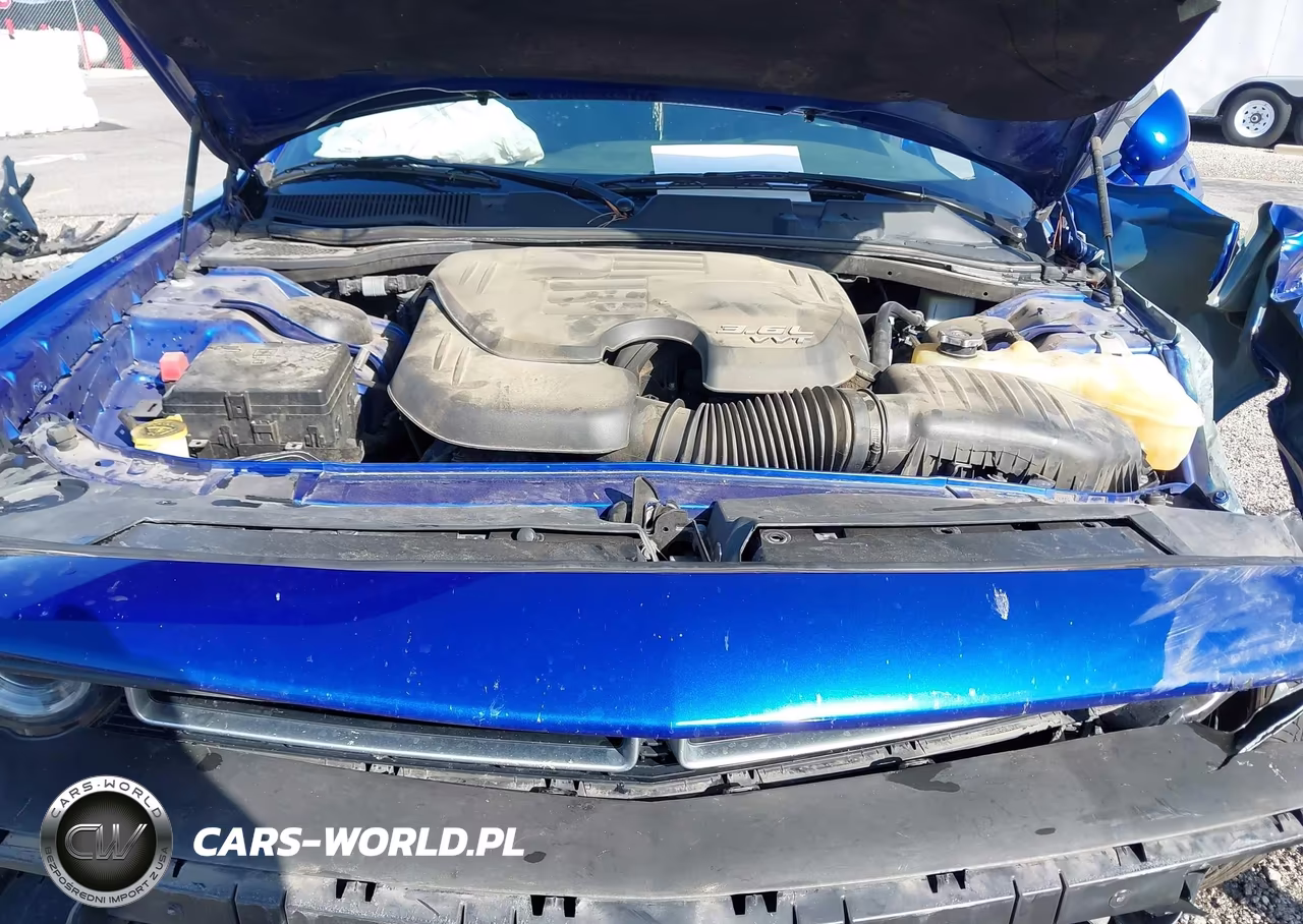 2018 Dodge Challenger Sxt VIN:2C3CDZAG5JH271199 - 10