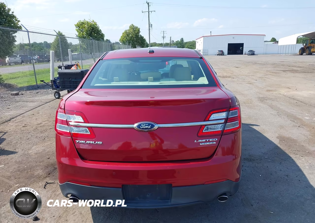 2015 Ford Taurus Limited VIN:1FAHP2F82FG150009 - 16