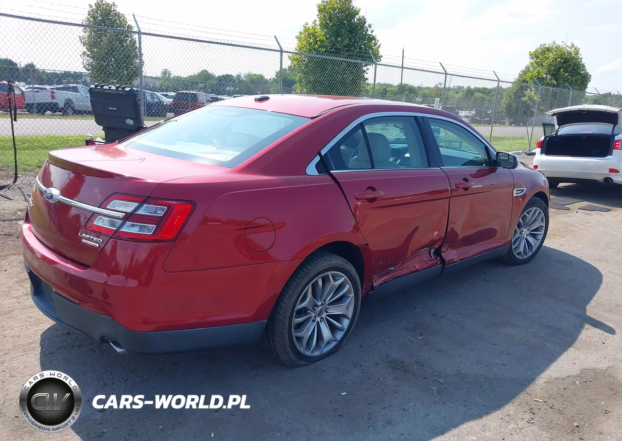 2015 Ford Taurus Limited VIN:1FAHP2F82FG150009 - 4