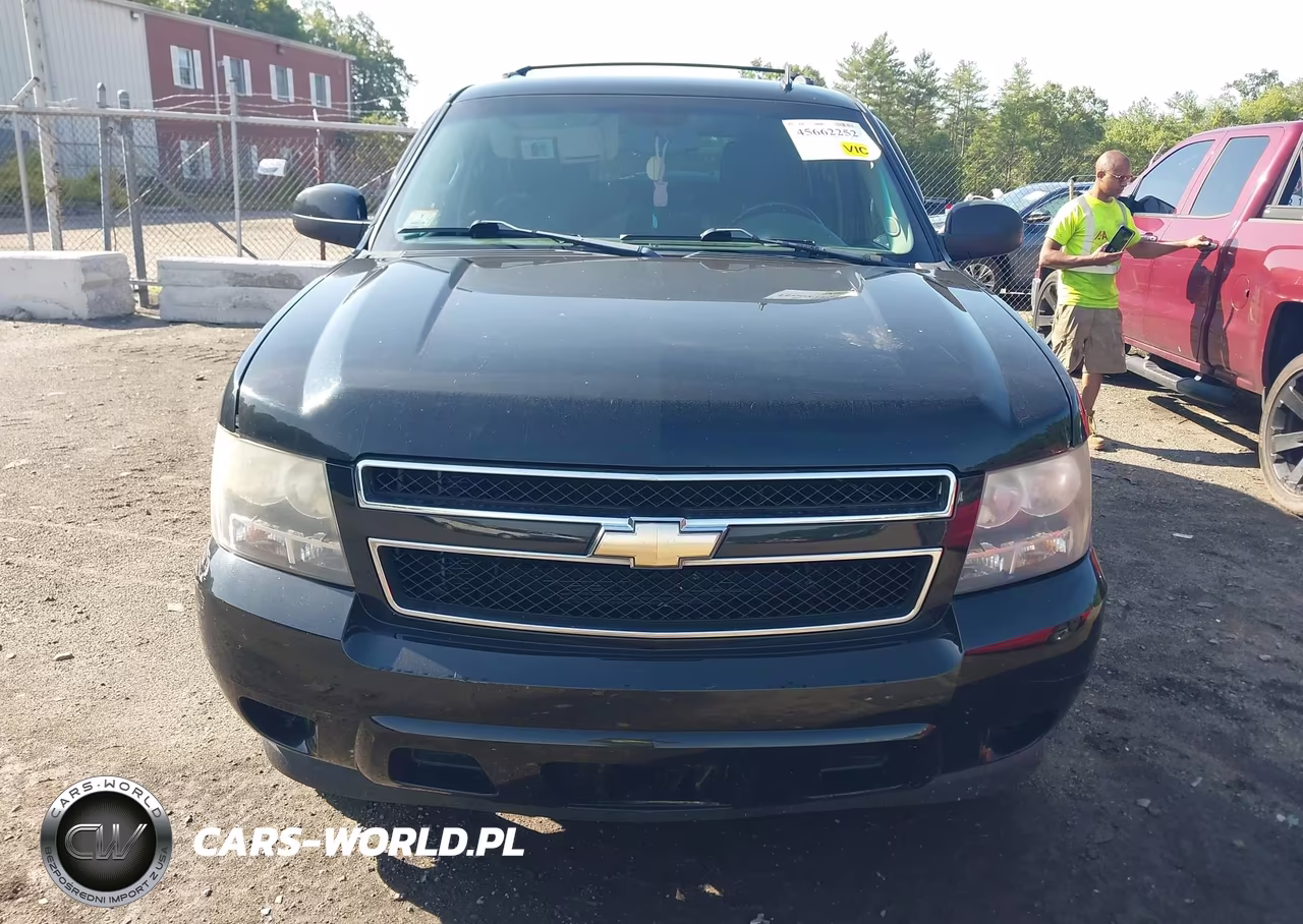 2011 Chevrolet Tahoe Ls VIN:1GNSKAE02BR248368 - 12