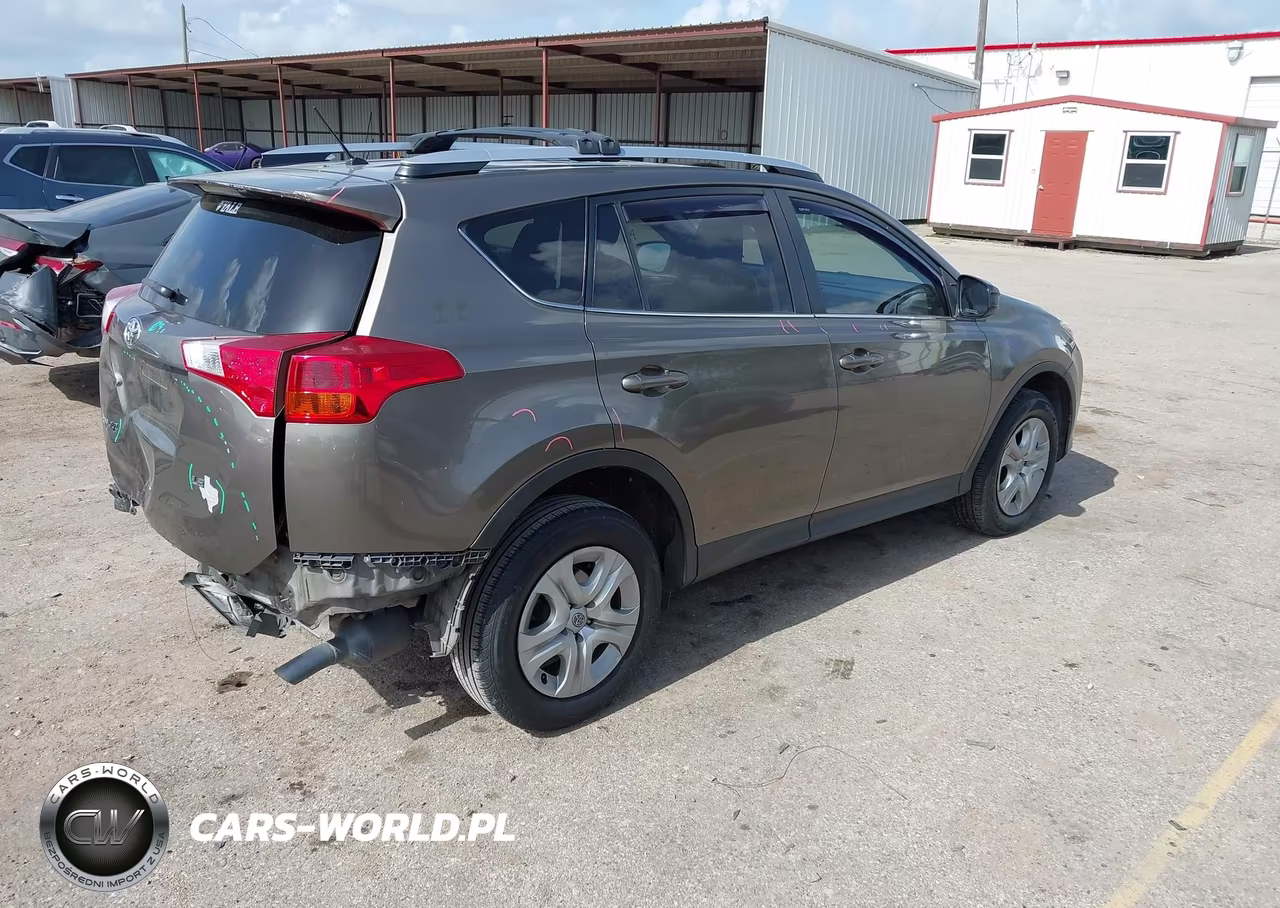 2015 Toyota Rav4 Le VIN:JTMZFREV9FD076817 - 4