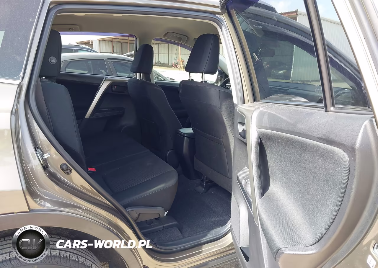 2015 Toyota Rav4 Le VIN:JTMZFREV9FD076817 - 8