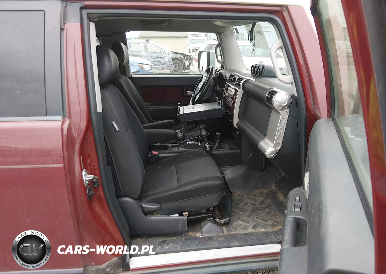 2008 Toyota Fj Cruiser VIN:JTEBU11F98K017557 - 5
